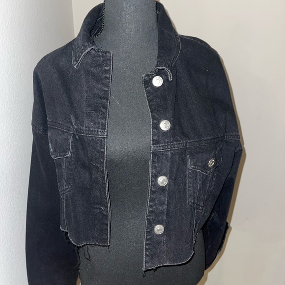 Zara ripped crop denim jacket - Picture 1 of 3